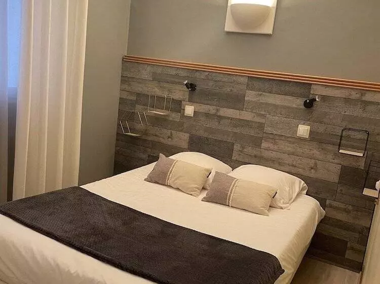 Отель Acadie Saint Victor   Hôtel Restaurant   Face Mer   Chatelaillon Plage