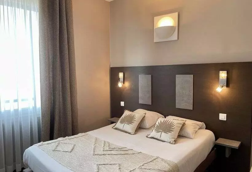 Отель Acadie Saint Victor   Hôtel Restaurant   Face Mer   Chatelaillon Plage