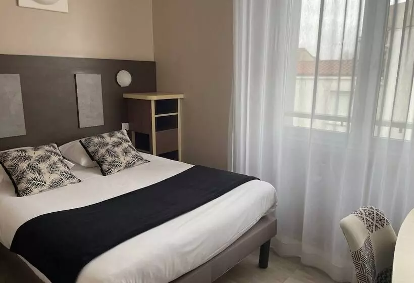 Отель Acadie Saint Victor   Hôtel Restaurant   Face Mer   Chatelaillon Plage