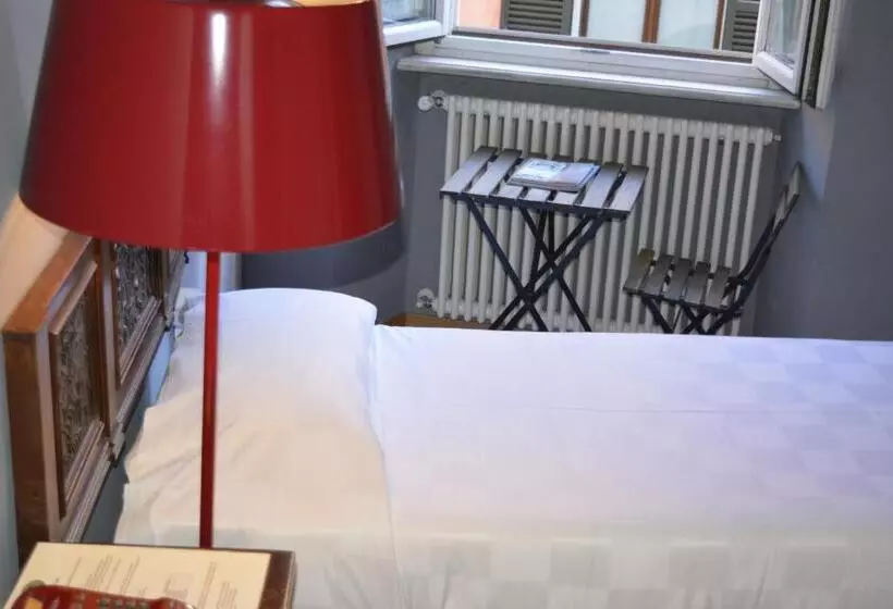 هتل Albergo Bologna