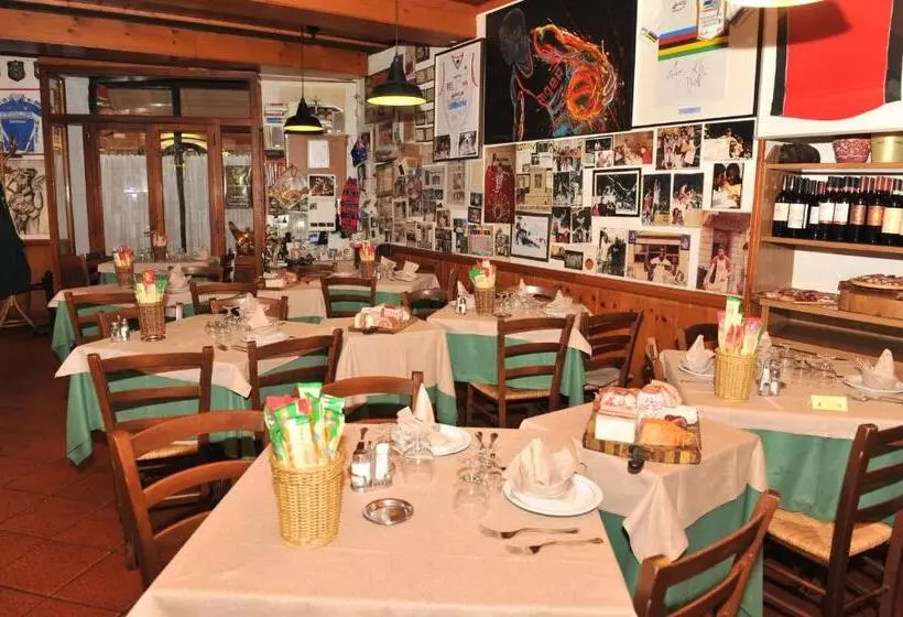 هتل Albergo Bologna