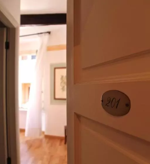 هتل Albergo Bologna