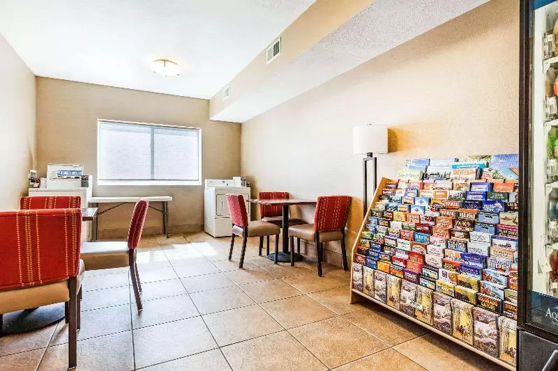 Отель Comfort Inn Denver West Arvada Station