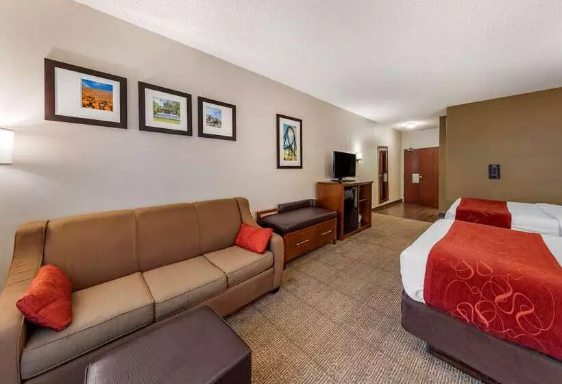 酒店 Comfort Suites Near Six Flags Magic Mountain