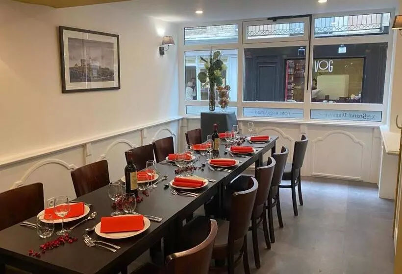 Hotel Hôtel Au Grand Duquesne