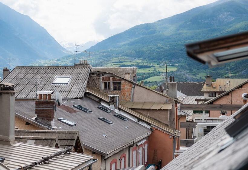 Logis Hotel De La Mairie