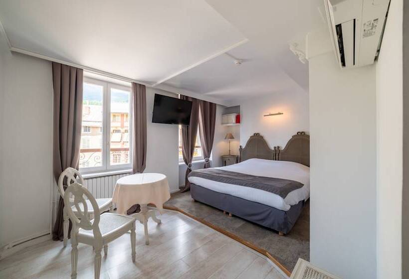 Logis Hotel De La Mairie