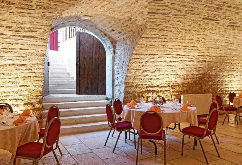 בית מלון כפרי Logis Des Trois Maures