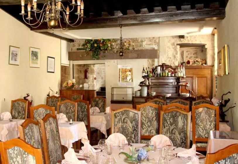 בית מלון כפרי Logis Des Trois Maures