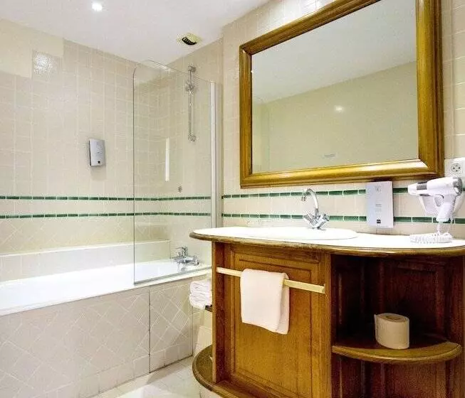 فندق Logis Hôtel Etchemaïté