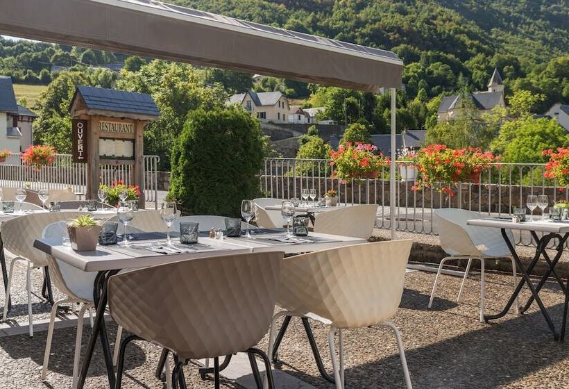 هتل Logis Hôtel La Brèche De Roland