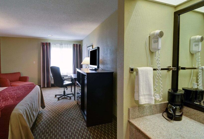 فندق Quality Inn & Suites Pine Bluff