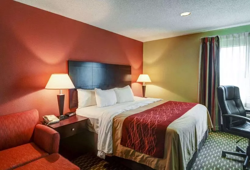 ホテル Quality Inn & Suites Pine Bluff