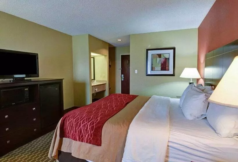 ホテル Quality Inn & Suites Pine Bluff