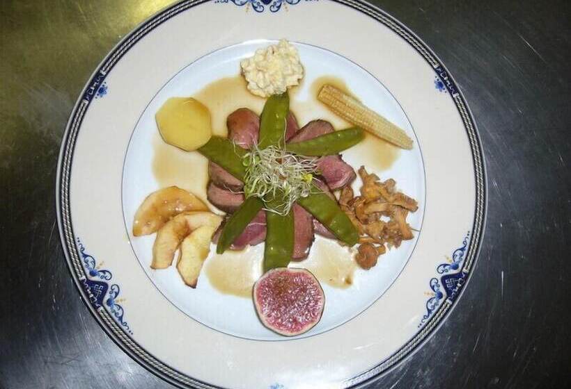 Отель Aux Touristes Hôtel Restaurant