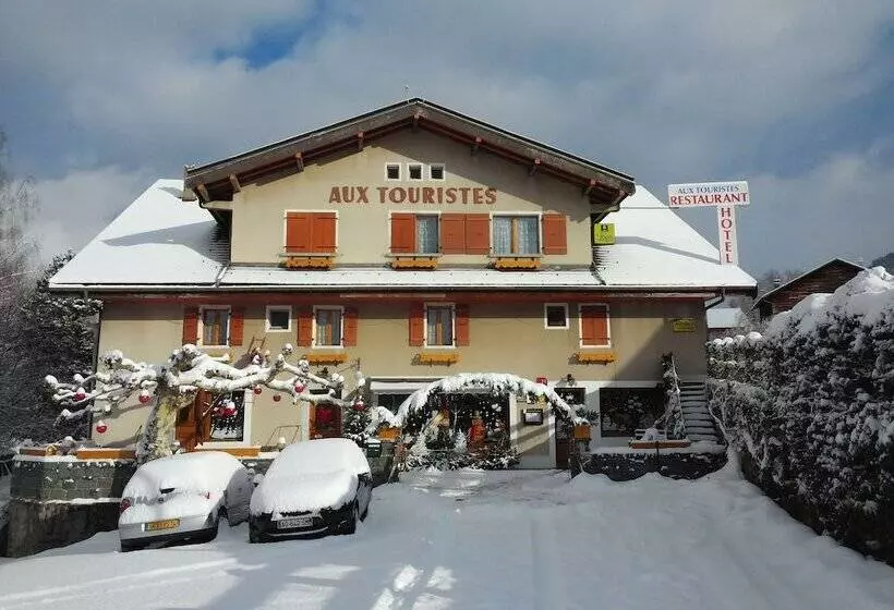 ホテル Aux Touristes Hôtel Restaurant