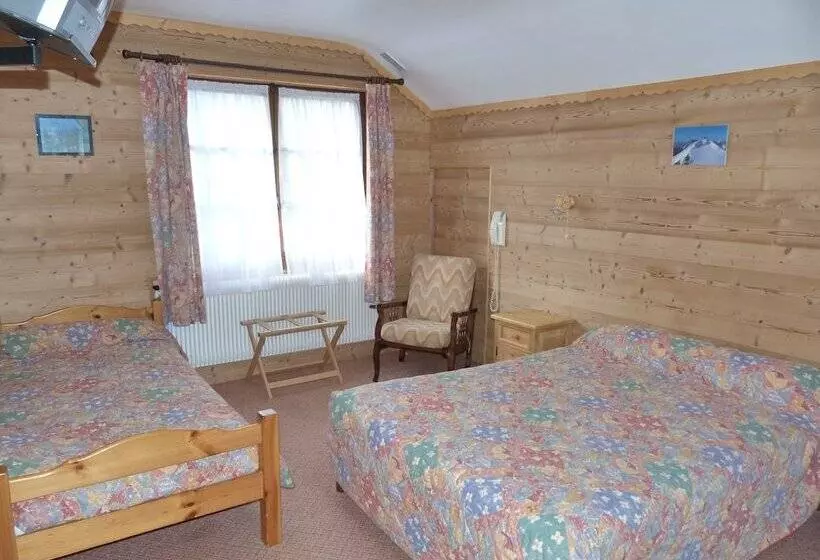 ホテル Aux Touristes Hôtel Restaurant