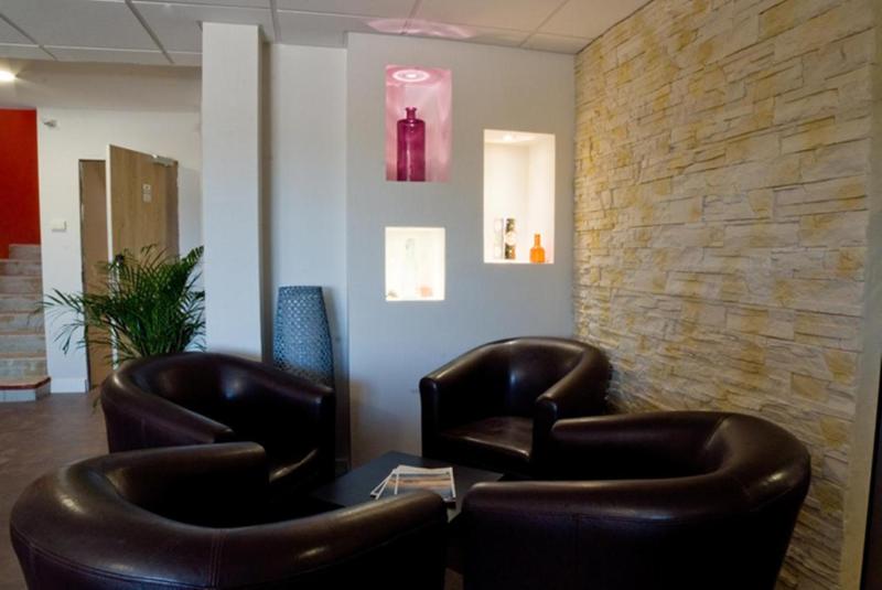 Logis Hotel Restaurant De La Madeleine