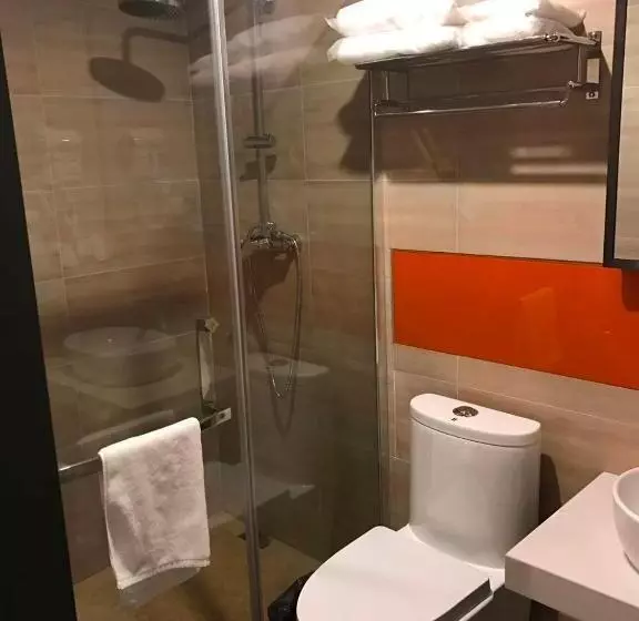 هتل 7 Days Premium Chongqing Jiangbei International Airport Branch