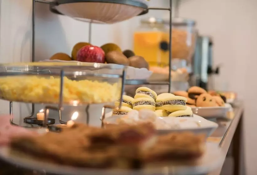 Apart & Hotel La Fontaine   By Rotui