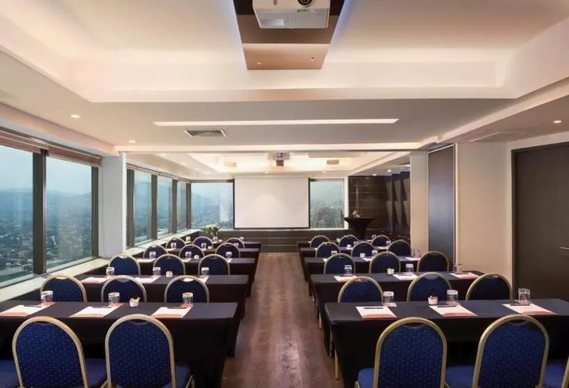 Boulevard Suites Ferrat