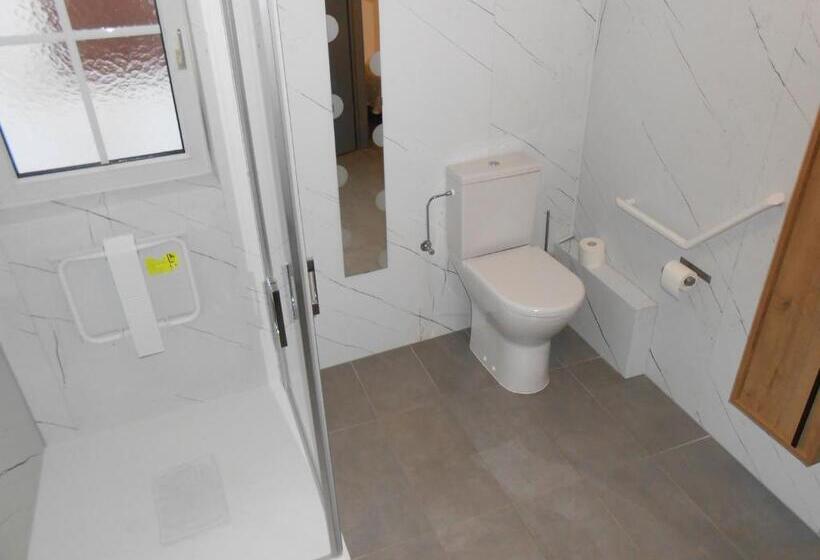 هتل Au Fief Du Château