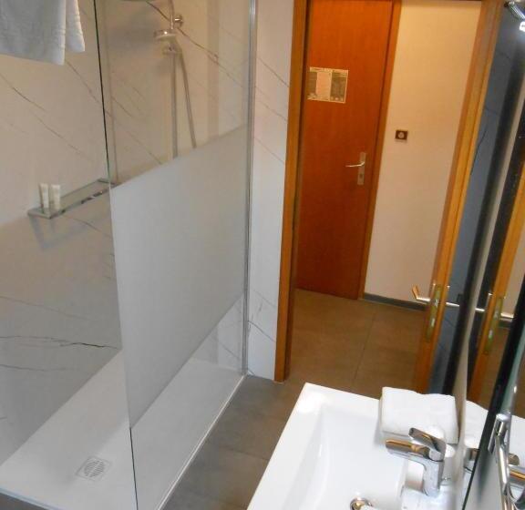 هتل Au Fief Du Château