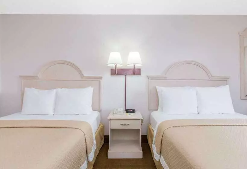 호텔 Days Inn & Suites By Wyndham Navarre Near Beaches Hurlburt