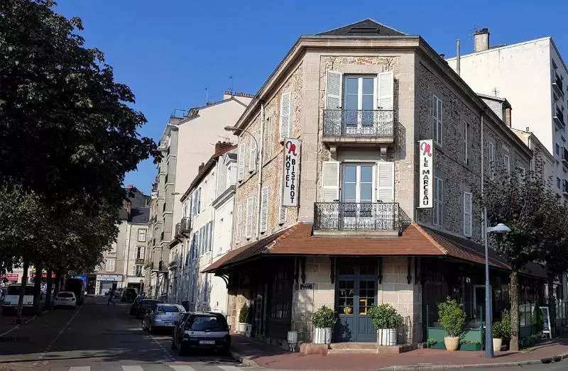 هتل Hôtel Bistrot Le Marceau