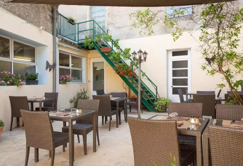 Logis Hotels   Hôtel Le Boulevard