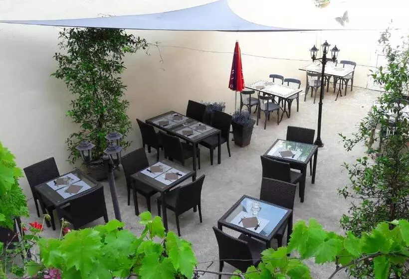 Logis Hotels   Hôtel Le Boulevard