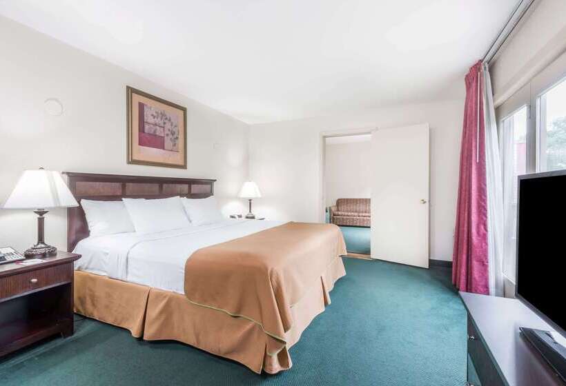 호텔 Ramada By Wyndham Groton Mystic