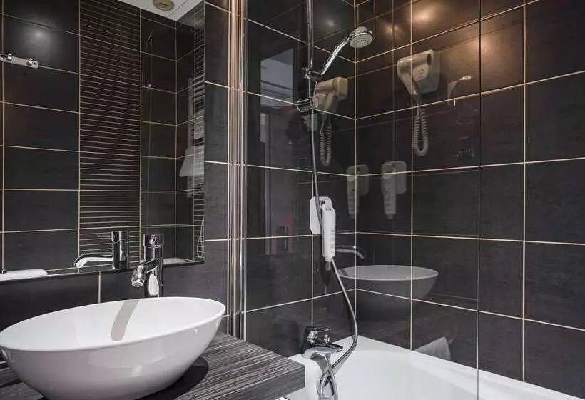 בית מלון כפרי The Originals Boutique, Hôtel Le Pillebois, Bourgenbresse Nord