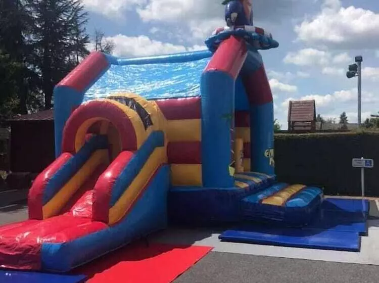 Logis Hôtel Centrotel Et Spa Bulles D Allier