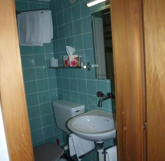 Retkeilymaja Gasthof Engelberg