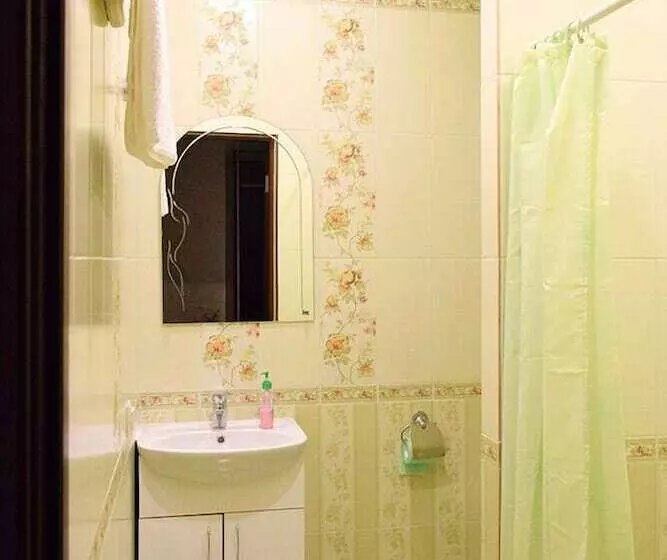 Aamiaismajoitus (B&B) Eliziy