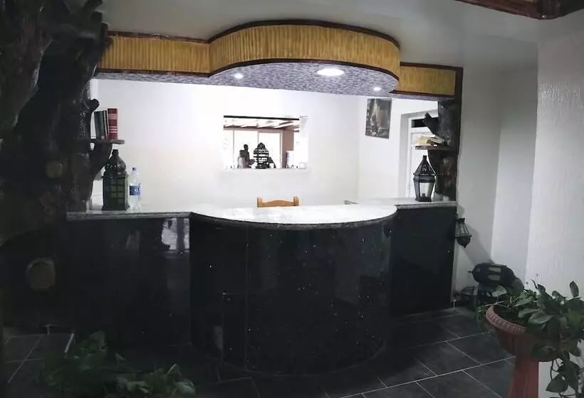 Hotelli La Belle Vue