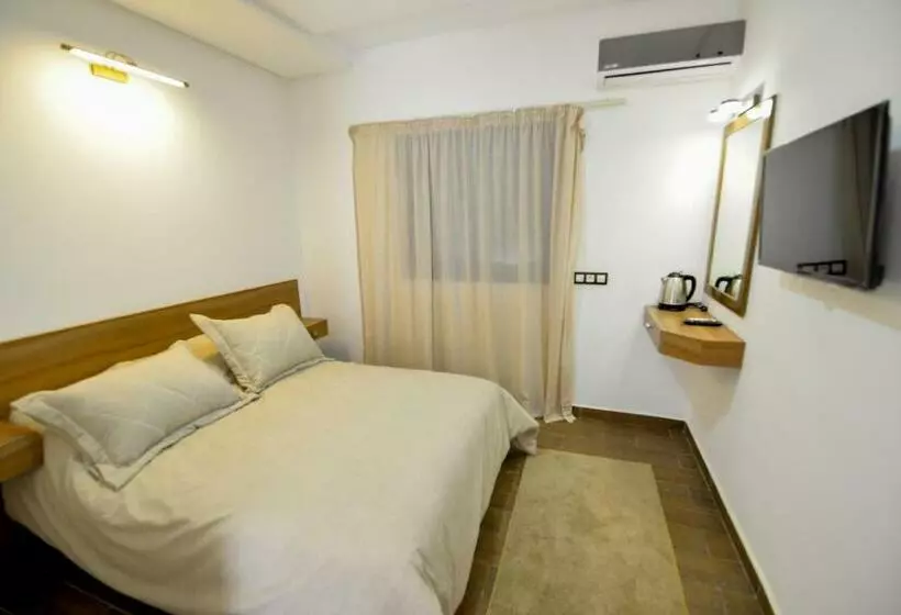 Hotelli Le Pavillon D'or