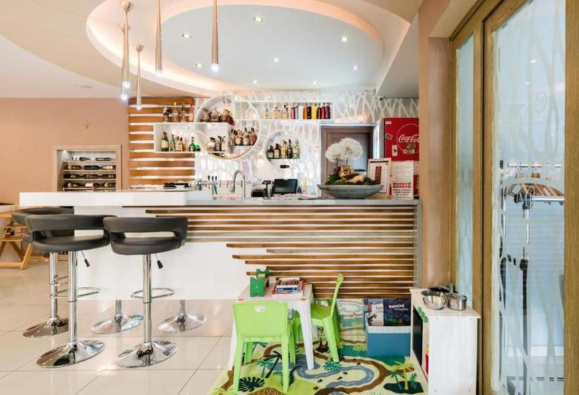 בית מלון כפרי Menhard