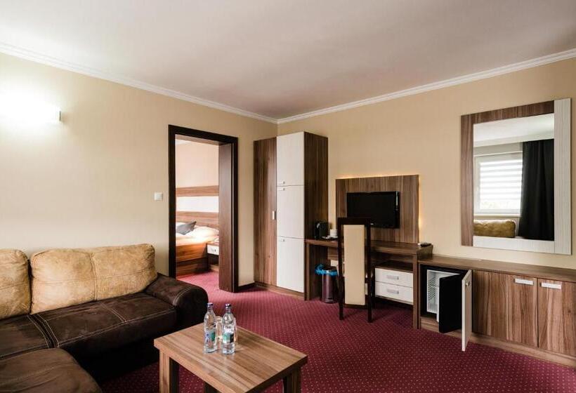 בית מלון כפרי Menhard