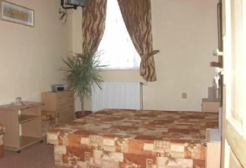 ペンション Penzión Manderlak