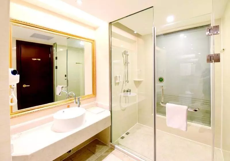 Vienna Hotel Loudi Chunyuan Pedestrian Street