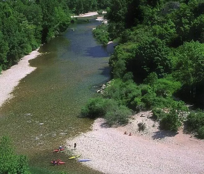 ホテル Auberge De La Planquette