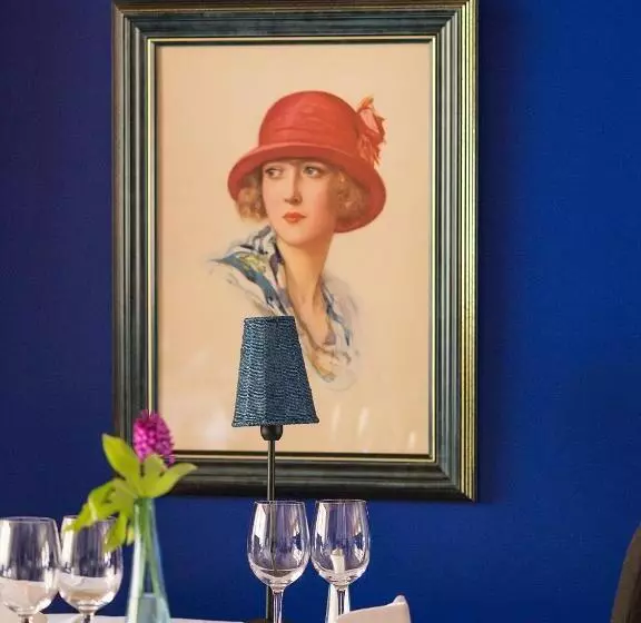 Отель De Bordeaux