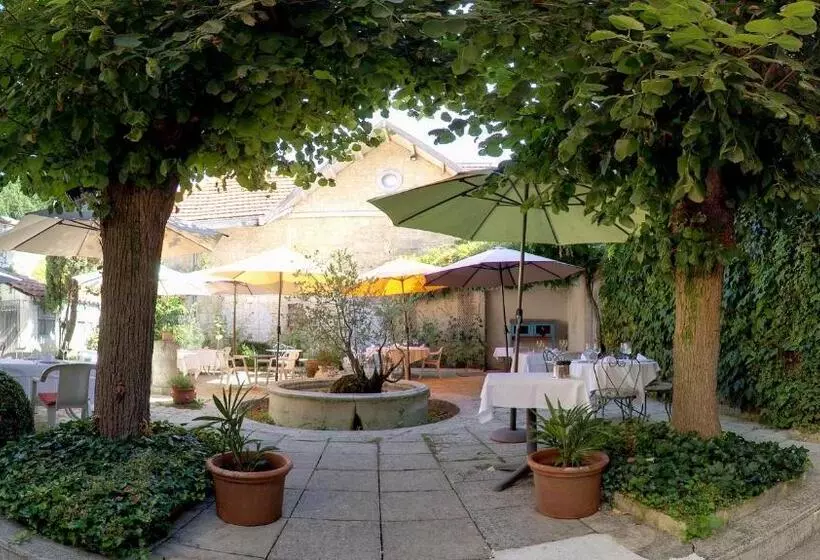 Отель De Bordeaux