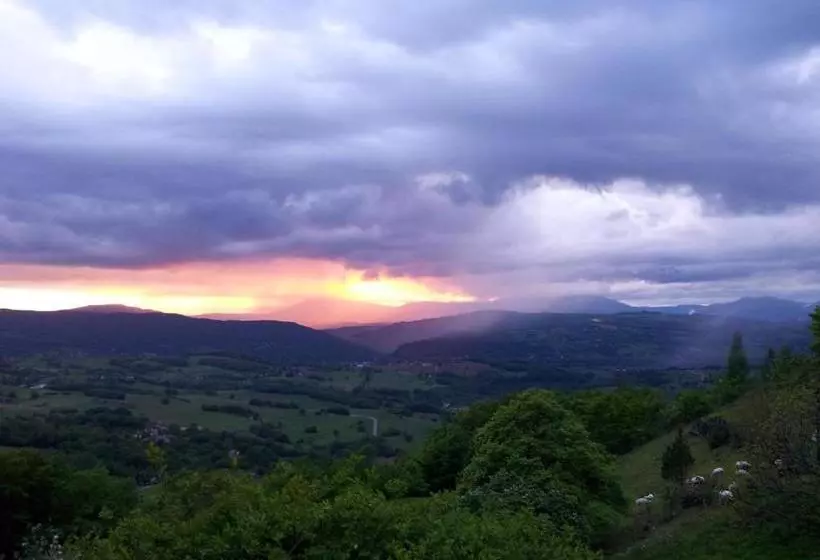 호텔 La Source Jacquet Depuis 1954 Hôtel Et Studio