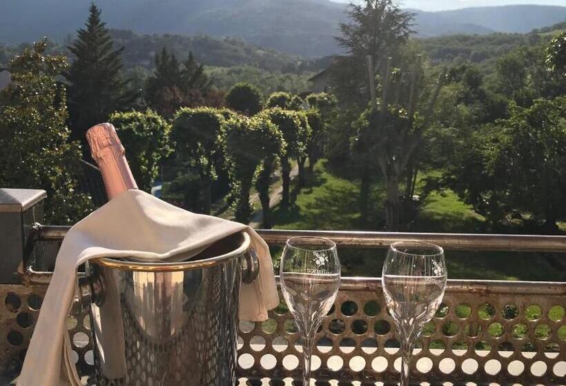 فندق Logis Hôtel Restaurant Le Castel Fleuri