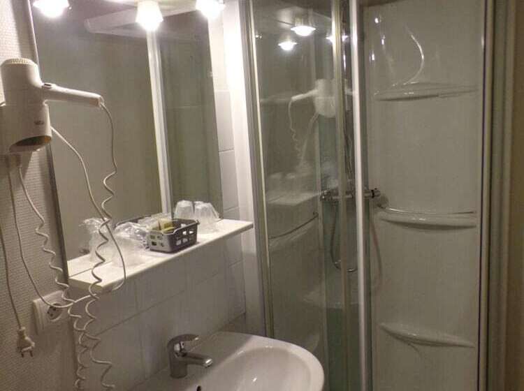 فندق Logis Hôtel De France