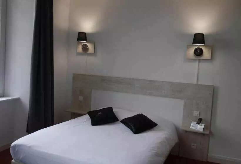 호텔 Logis Hôtel Du Commerce