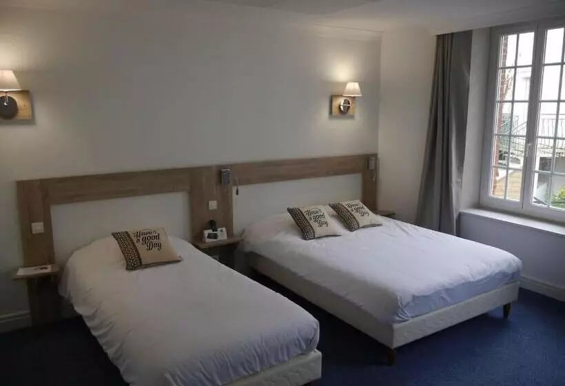 호텔 Logis Hôtel Du Commerce